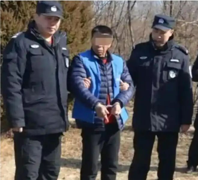 河北三姐妹给父亲上坟被大伯炸死：只因耕地有矛盾被抓后喊冤枉(图3)